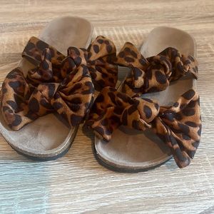 Boutique sandals